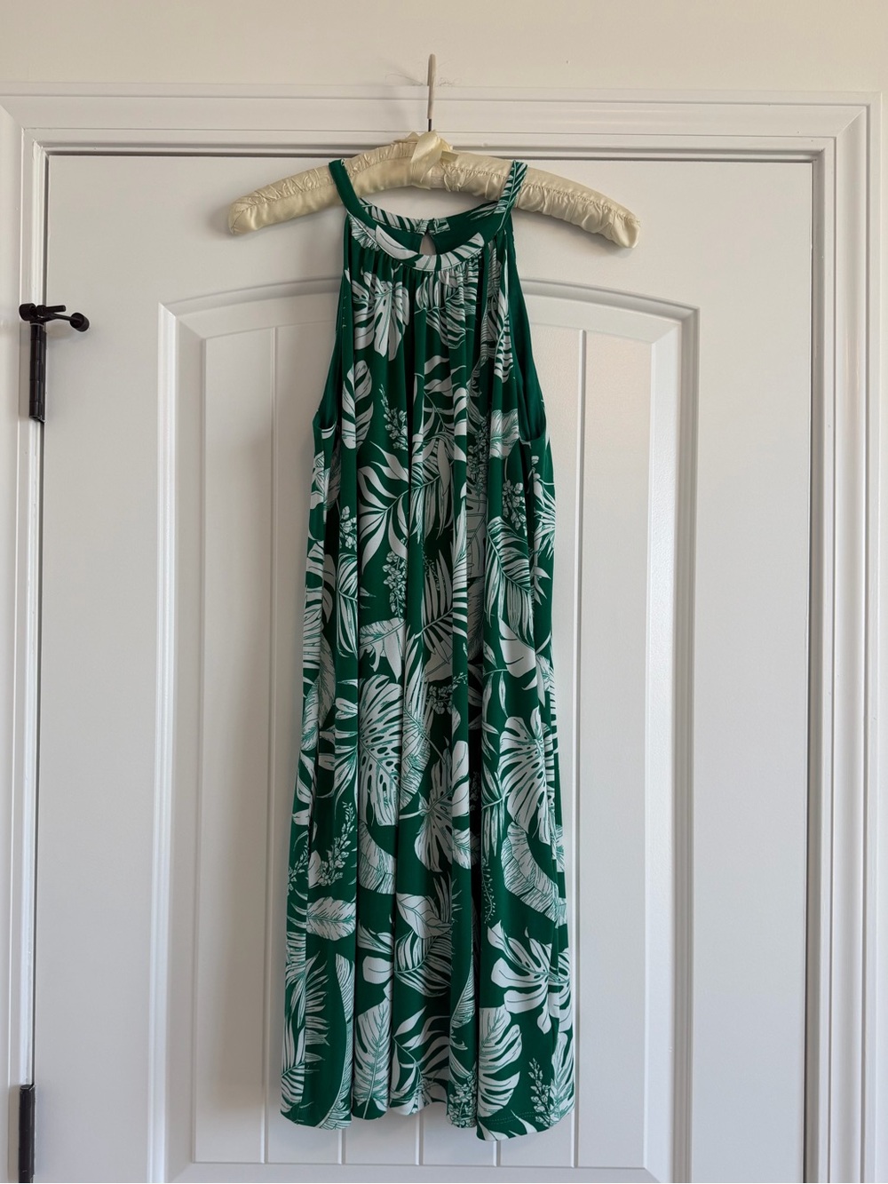 Tahari Size Small Emerald Green & White Tropical Halter Midi Dress with Pockets